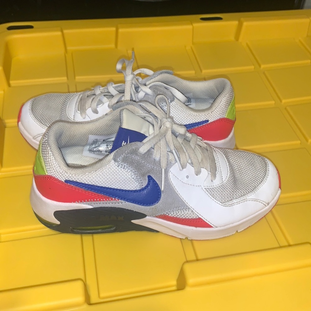 Nike Air Max Excee White Blue Red 4.5Y size